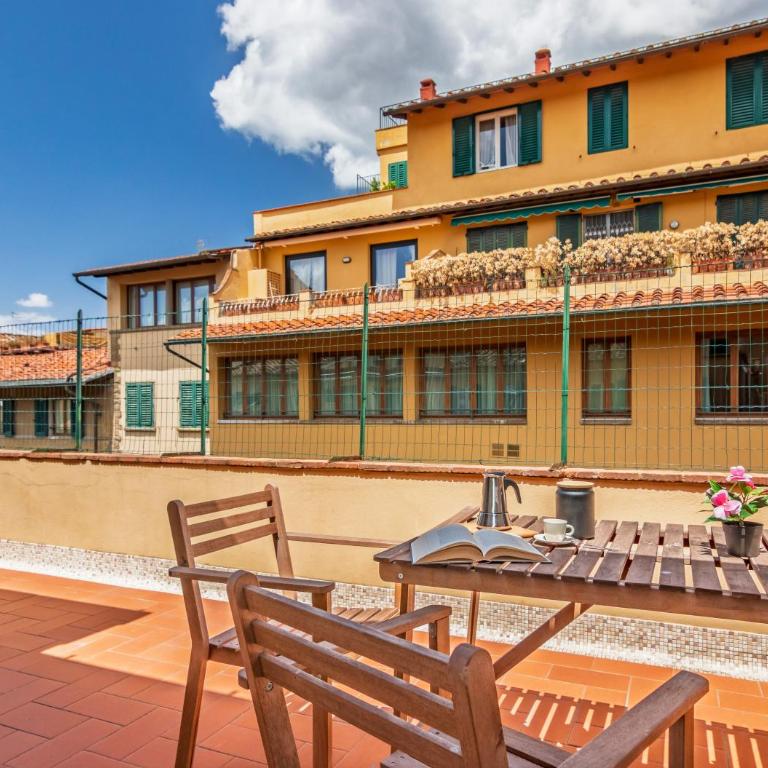 brd 41 12- Ponte Vecchio Spacious Central Penthouse - Appartamento con 3 Camere da Letto - 19