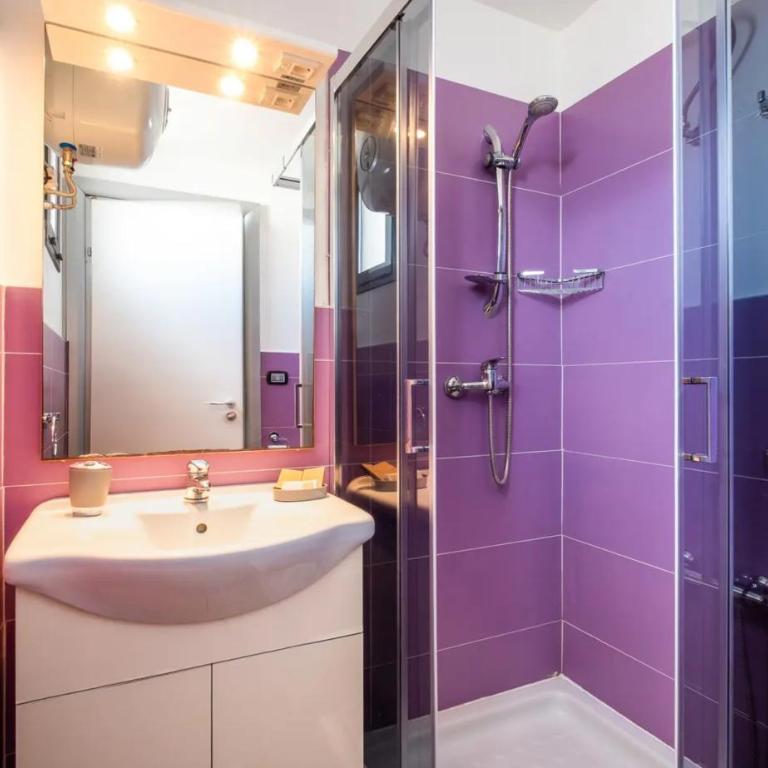 Porto Bloom Suites - Camera Queen Superior - 11