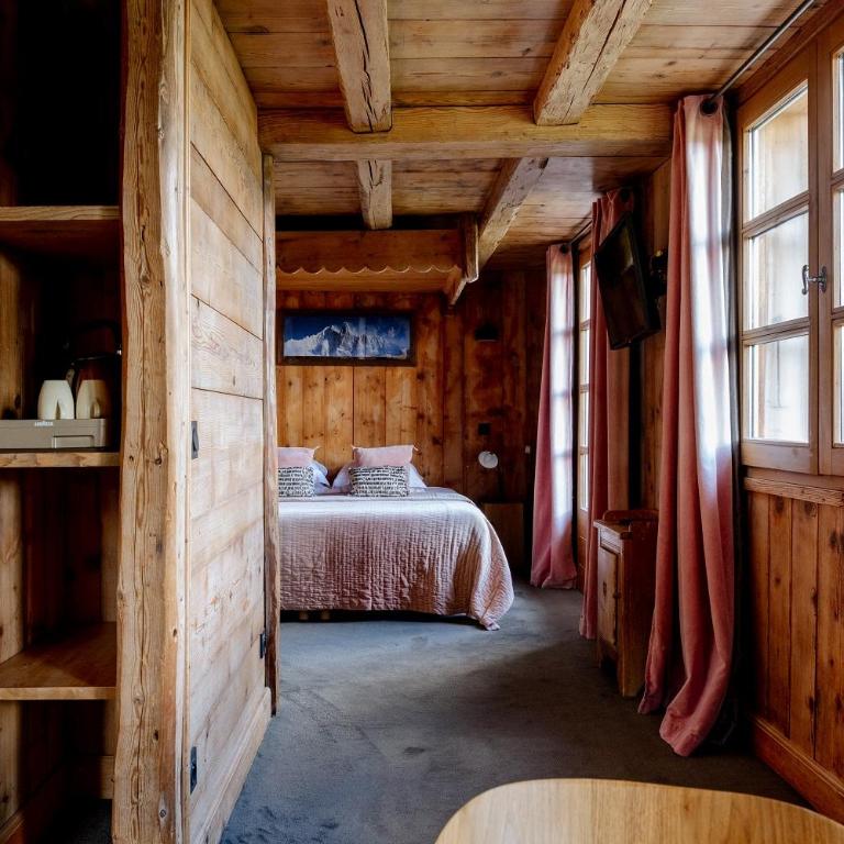 Hôtel Les Roches Fleuries - Suite Prestige - 6