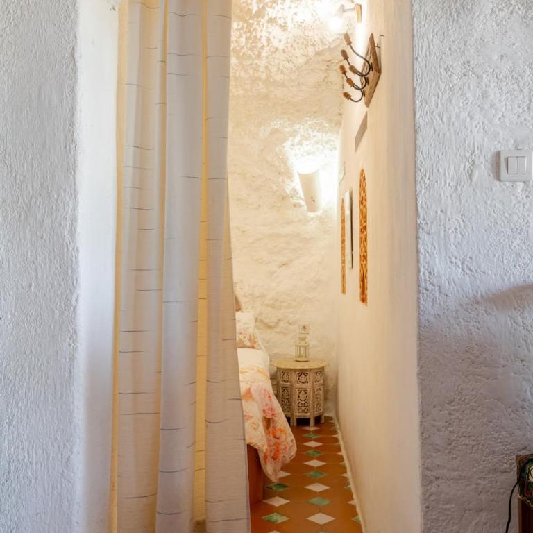 La Constanza Casa Cueva by ASH - Three-Bedroom Townhouse - 40