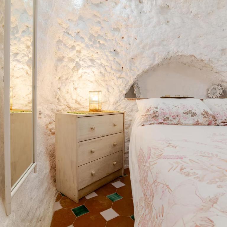 La Constanza Casa Cueva by ASH - Three-Bedroom Townhouse - 41