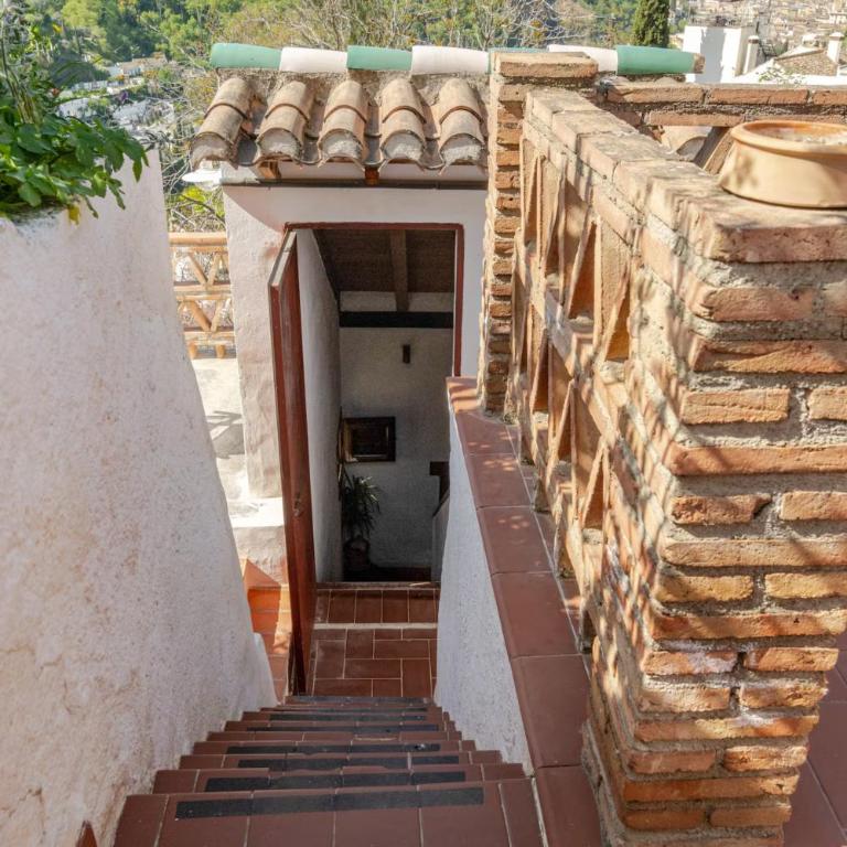 La Constanza Casa Cueva by ASH - Three-Bedroom Townhouse - 35