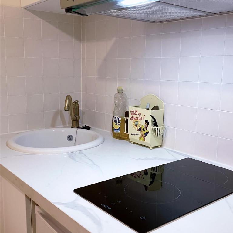 Cozy Studio near the Eiffel Tower Central 7th N7-21 - Apartamento de 1 dormitorio - 7