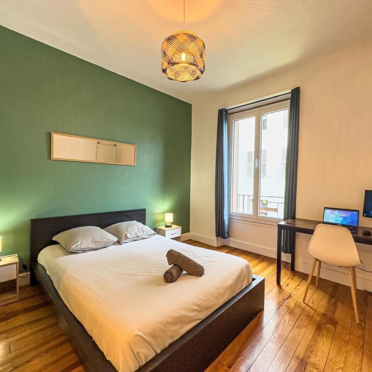 Refuge Savoyard à 5 min de la gare de Chambéry - Apartment - 9