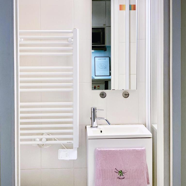 Cozy Studio near the Eiffel Tower Central 7th N7-21 - Apartamento de 1 dormitorio - 11