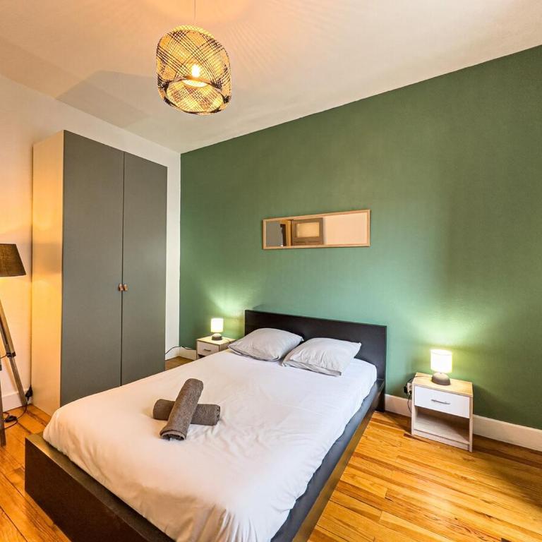 Refuge Savoyard à 5 min de la gare de Chambéry - Apartment - 10