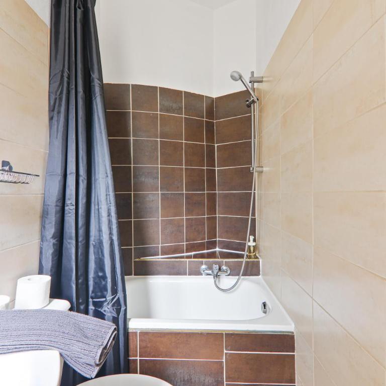 Eiffel Tower 2 Heart of Paris 1BR-4P with NetFlix - Appartement 1 Chambre - 13