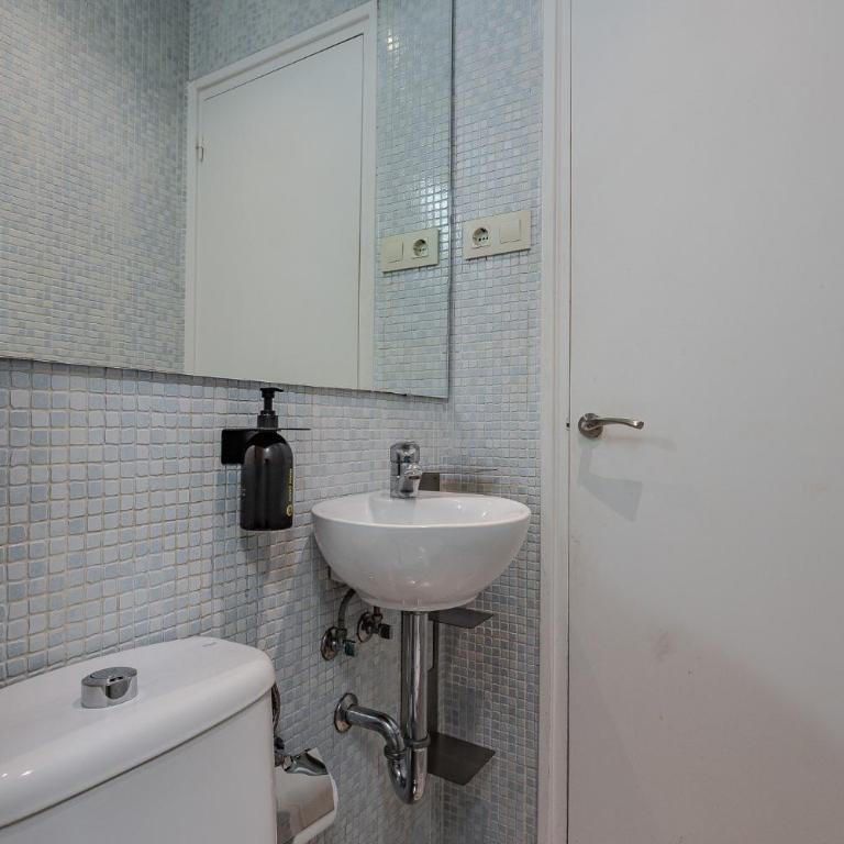 Ola Living Vidreria - Apartment with Terrace - 38