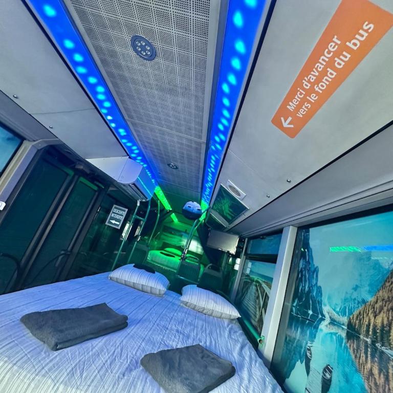 BUS aménagé pour un séjour insolite en famille - Loft - 11
