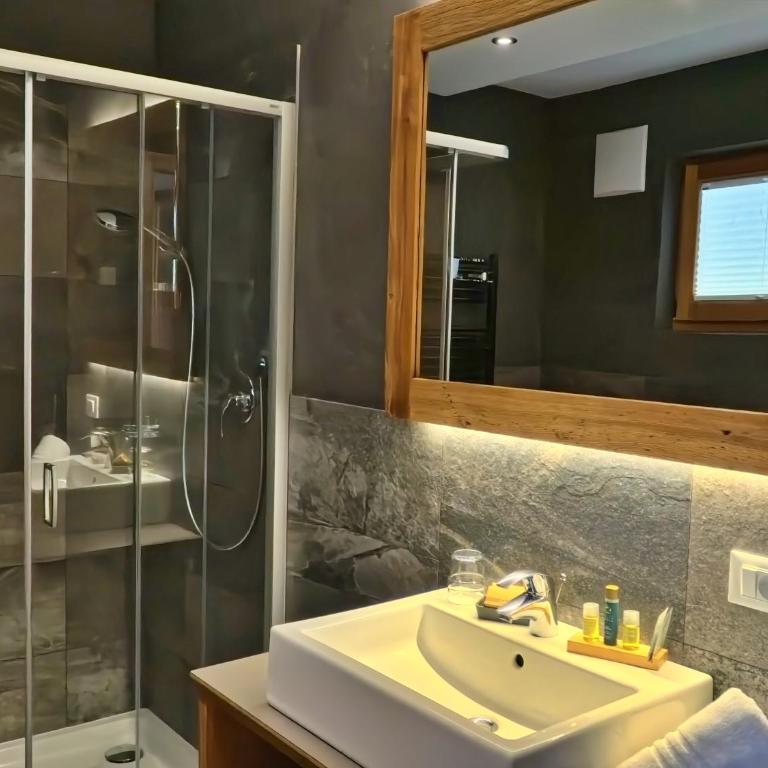 Alpine Mountain Chalet - Appartamento Deluxe con 2 Camere da Letto - 20