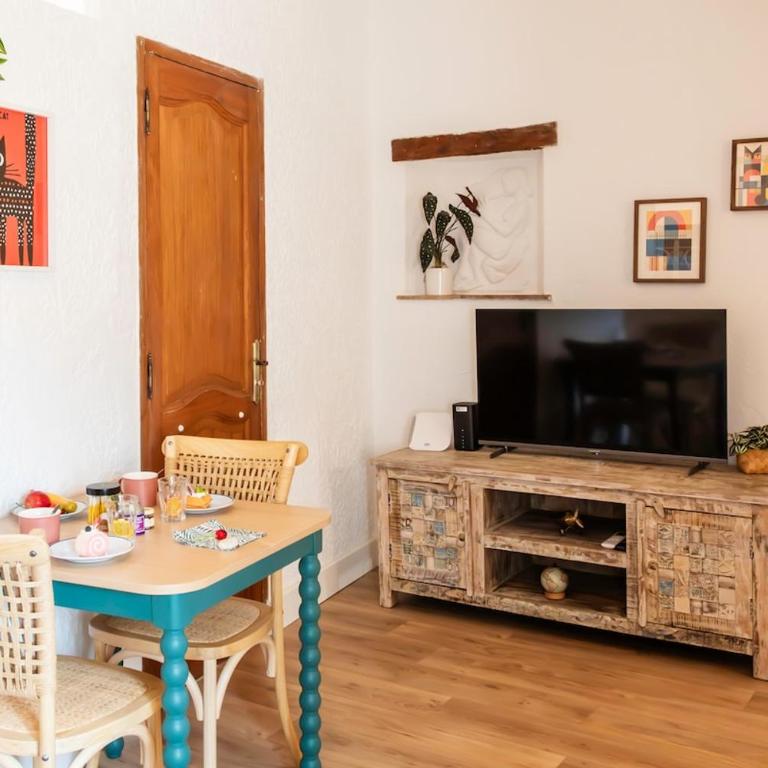 #36 Staywizus - Bright Eagle Nest Old town 5 mins from sea AC Wifi - Appartement 1 Chambre - 30