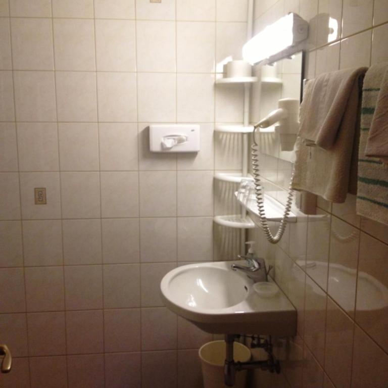 Pension & Appartement Fortin - Doppelzimmer - 3