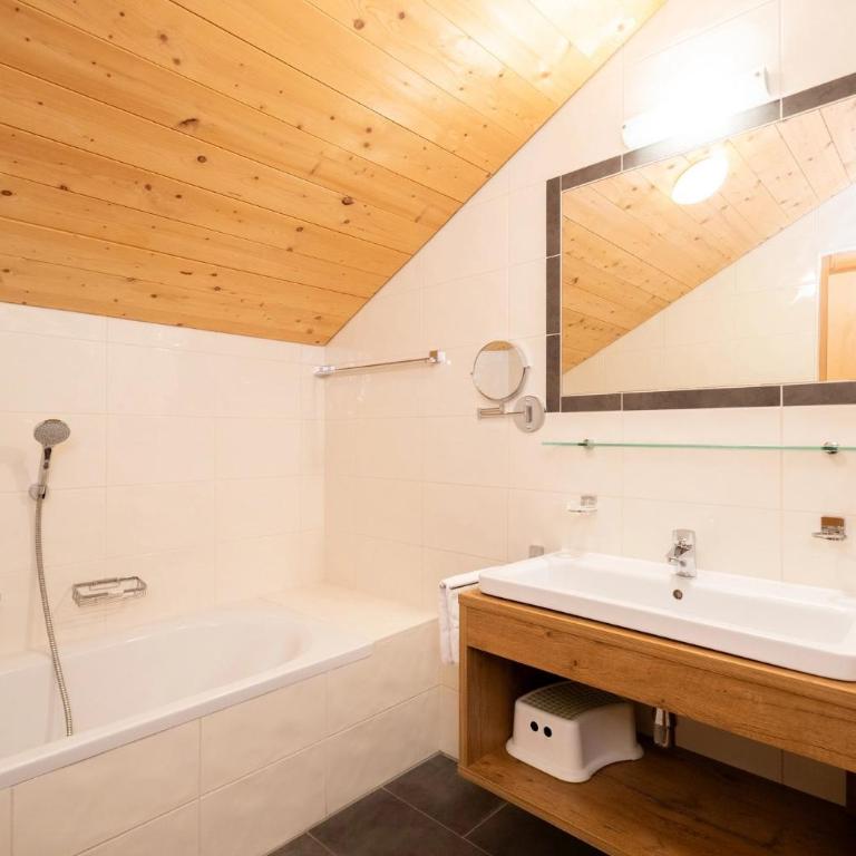 Landal Brandnertal - Apartment 5 - 8
