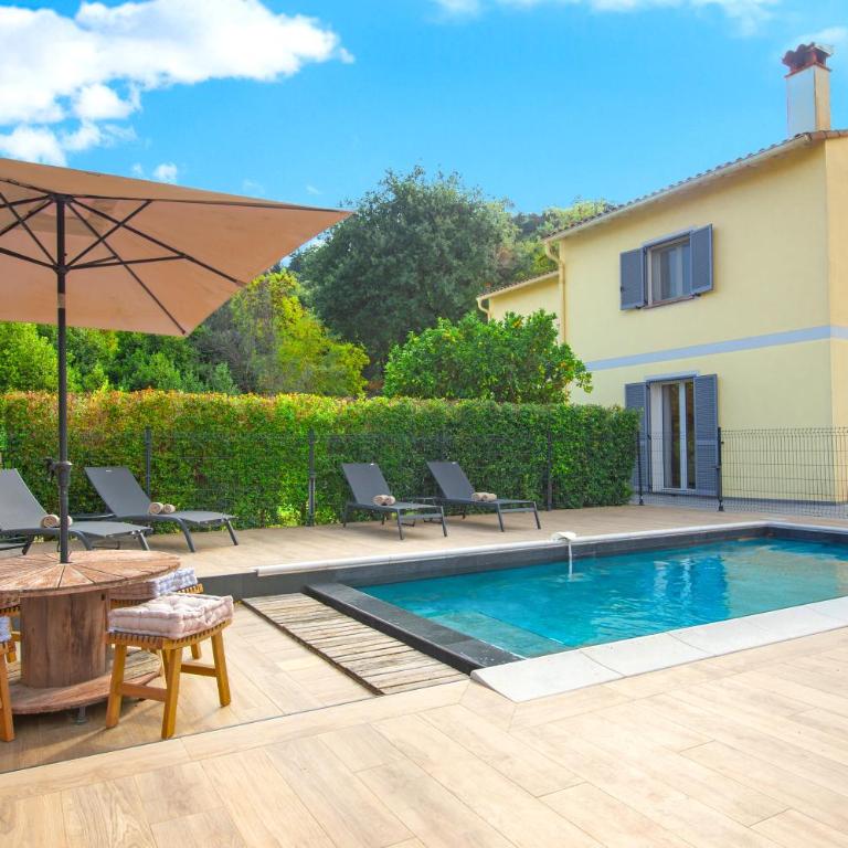Somptueux appartement - Piscine privée - Parking - Apartment mit 3 Schlafzimmern und privatem Pool - 7