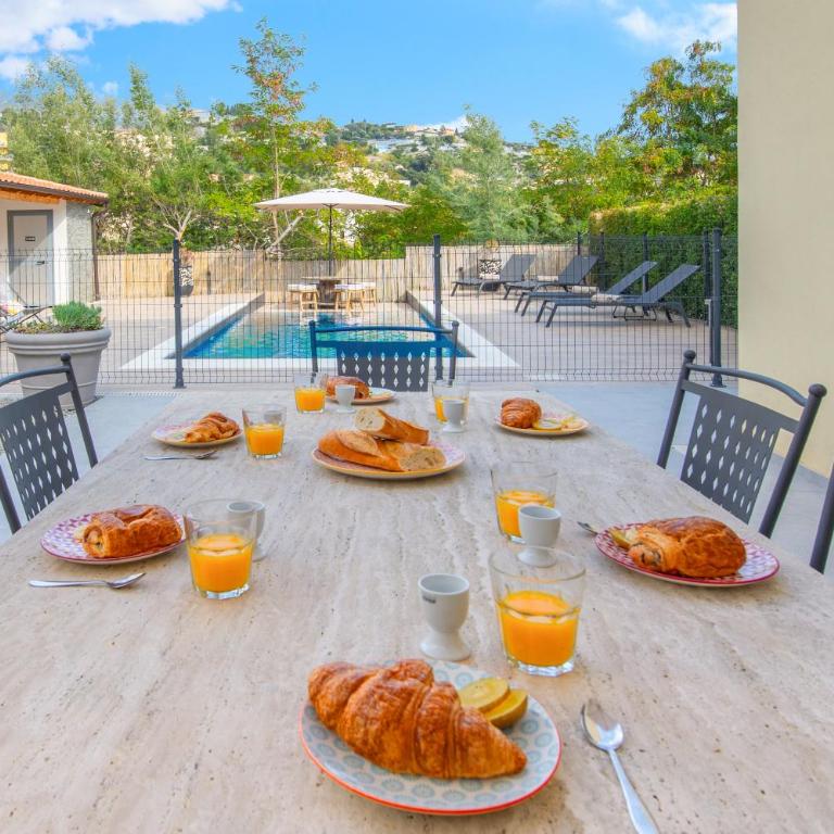 Somptueux appartement - Piscine privée - Parking - Apartment mit 3 Schlafzimmern und privatem Pool - 3
