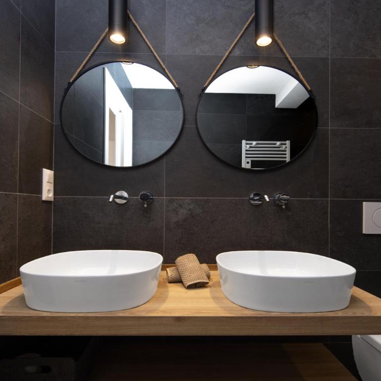 Somptueux appartement - Piscine privée - Parking - Apartment mit 3 Schlafzimmern und privatem Pool - 35