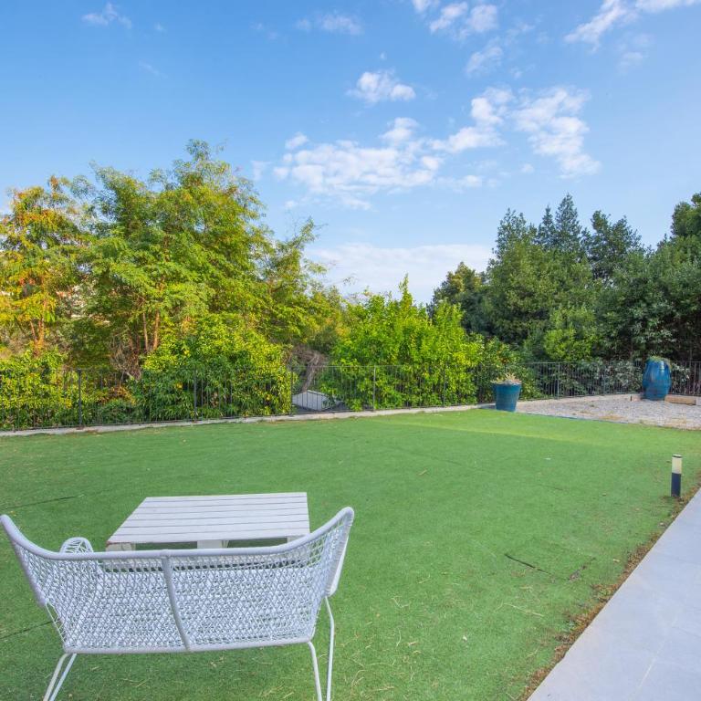 Somptueux appartement - Piscine privée - Parking - Apartment mit 3 Schlafzimmern und privatem Pool - 38