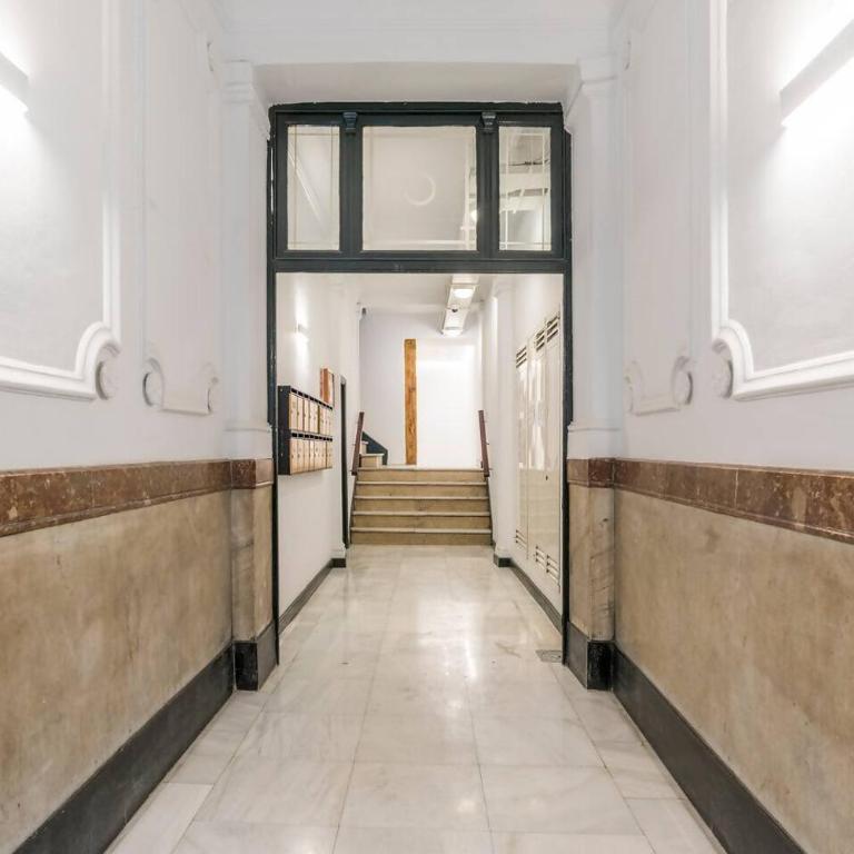 Estudio Centro Gran Via Tarifa Mensual disponible - Studio - 23