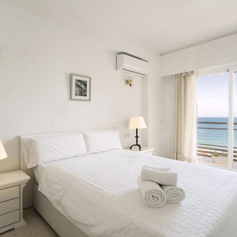AA Guest - SandBeach Front Sea Views Eco Apartment - Apartamento de 3 dormitorios - 9
