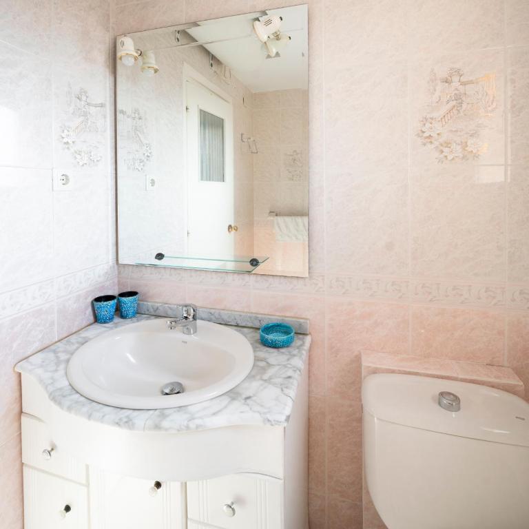 AA Guest - SandBeach Front Sea Views Eco Apartment - Apartamento de 3 dormitorios - 19
