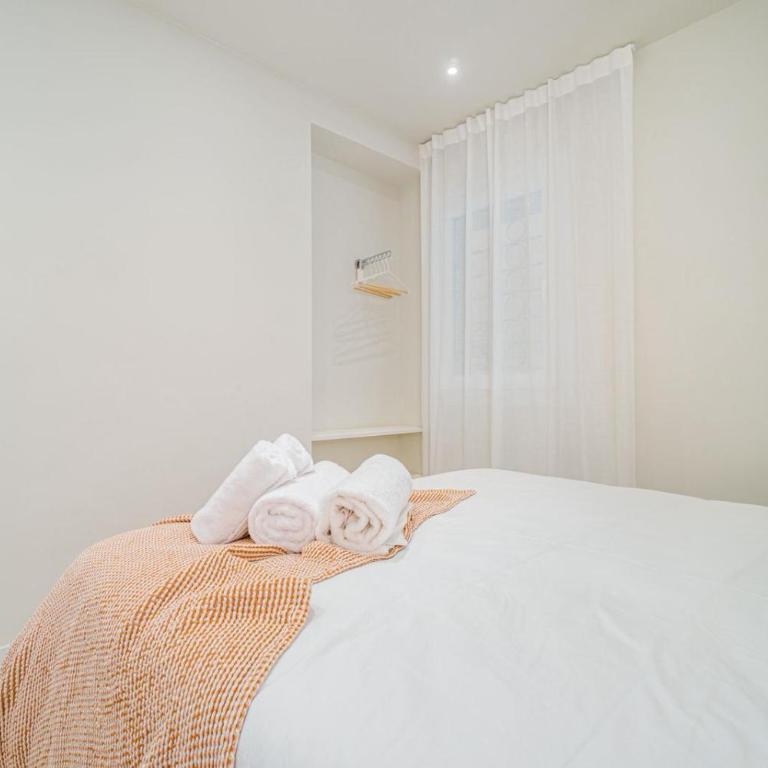 Milenial Immo Beachfront with parking Roses - Two-Bedroom Apartment with Terrace and Sea View - 27