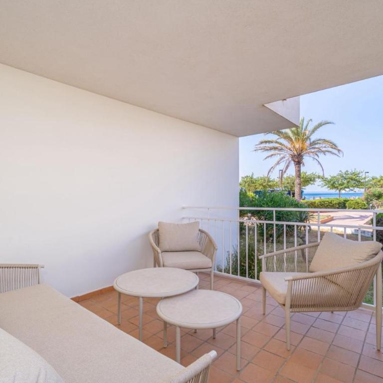 Milenial Immo Beachfront with parking Roses - Two-Bedroom Apartment with Terrace and Sea View - 5