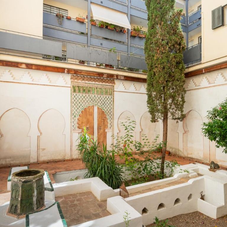 Stunning 3BR 2BTH with Parking and Jacuzzi - Apartamento - 42