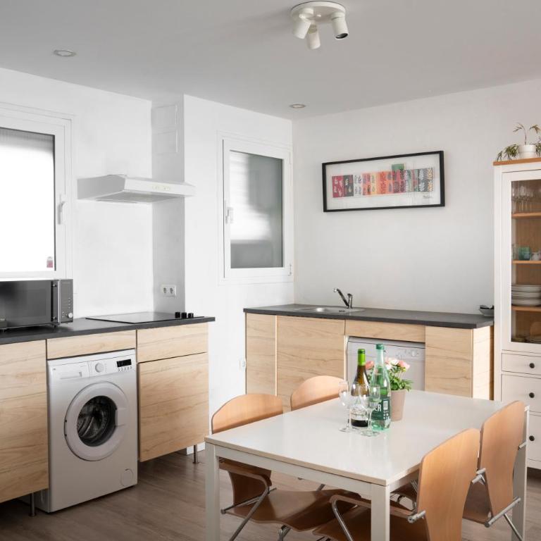 AA Guest - Sunshine Front Sea Views Eco Apartment - Apartamento de 2 dormitorios - 9