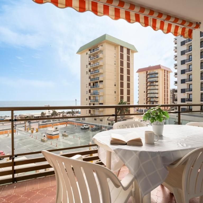 AA Guest - Sunshine Front Sea Views Eco Apartment - Apartamento de 2 dormitorios - 7