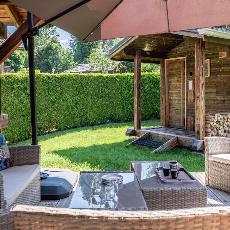 Chalet Altura- 5 Bedrooms - Jacuzzi and Sauna - By Cozee Rentals - Chalet - 5