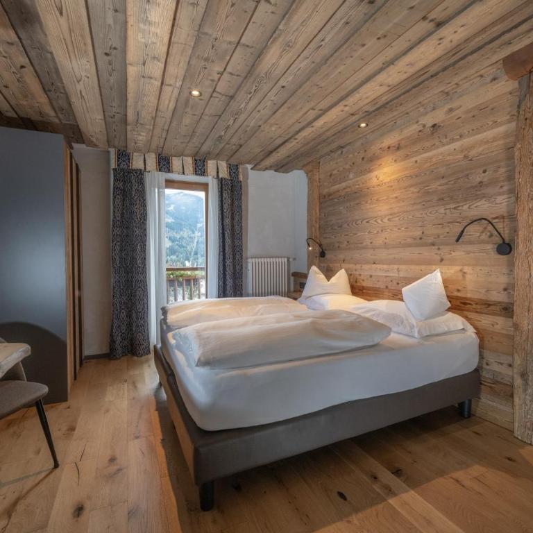 La Roccia Wellness Hotel - Junior Suite Deluxe con 2 Bagni - 1