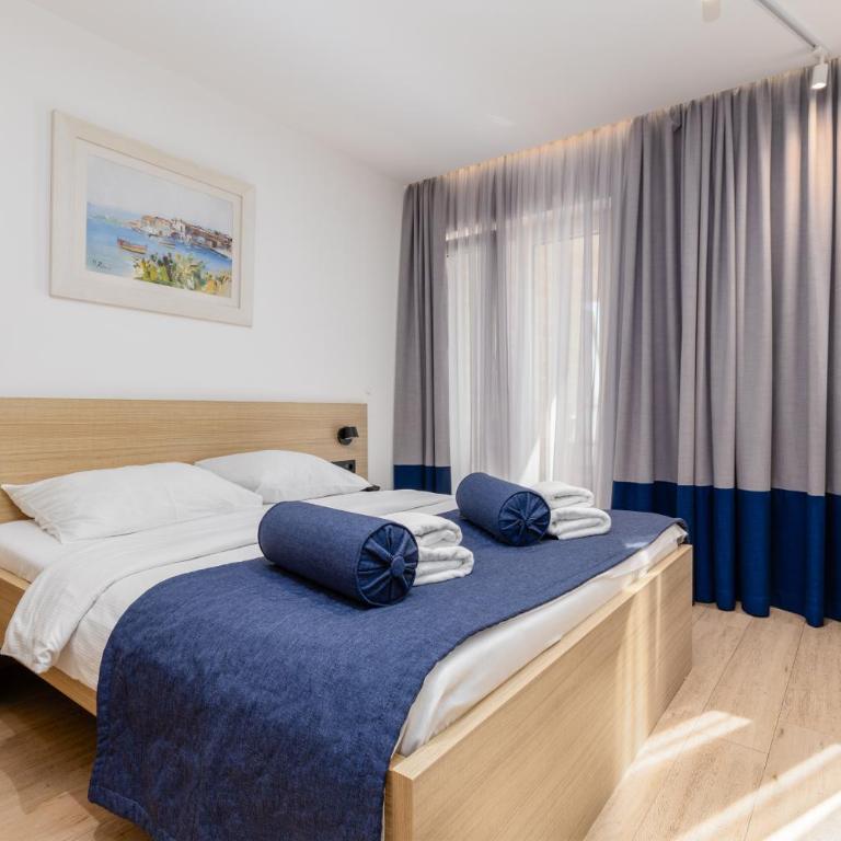 Poseidon The Beach Hotel - Dvokrevetna Soba sa Bračnim Krevetom - 3