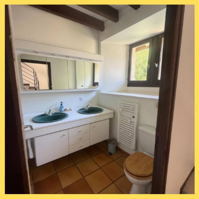 Maison avec jardin au coeur du village - Maison 5 Chambres - 24