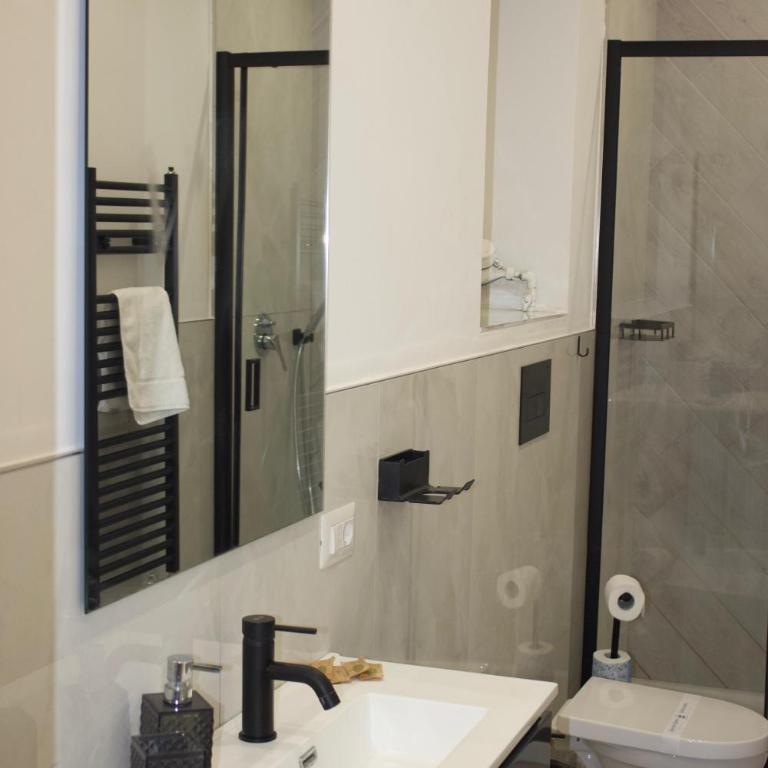 House in Naples - Appartamento con 2 Camere da Letto - 11