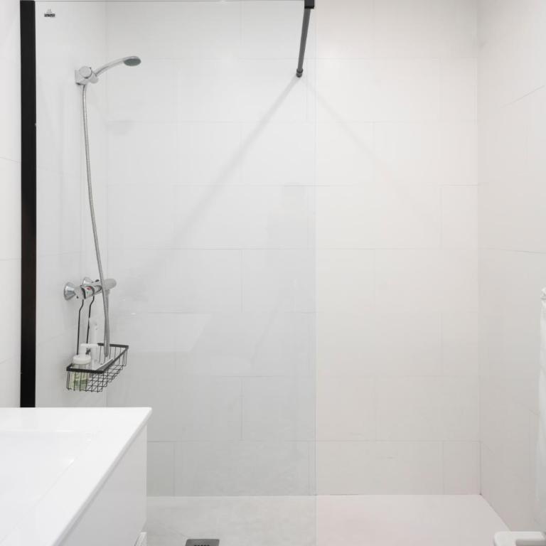 AA Guest - Rubi Front Sea Views Eco Apartment - Apartamento de 2 dormitorios con terraza - 20