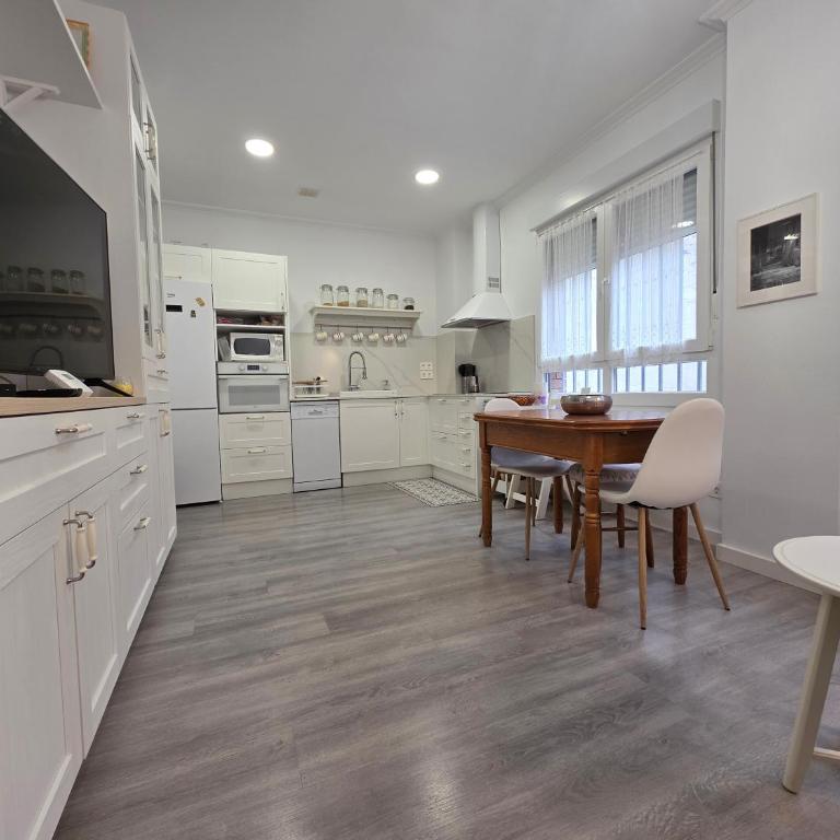 1A165 by R2R Moderno y coqueto apartamento con garaje - Apartamento de 2 dormitorios - 2