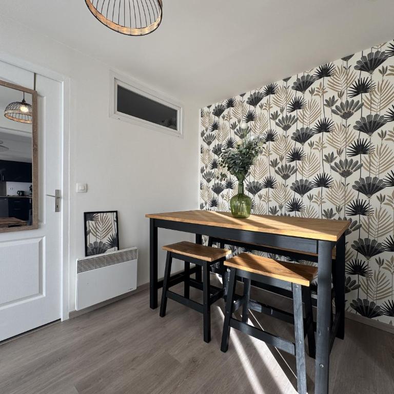 Le Refuge - Parking Gratuit - 6 pers - Wi-Fi - Maison 2 Chambres - 5