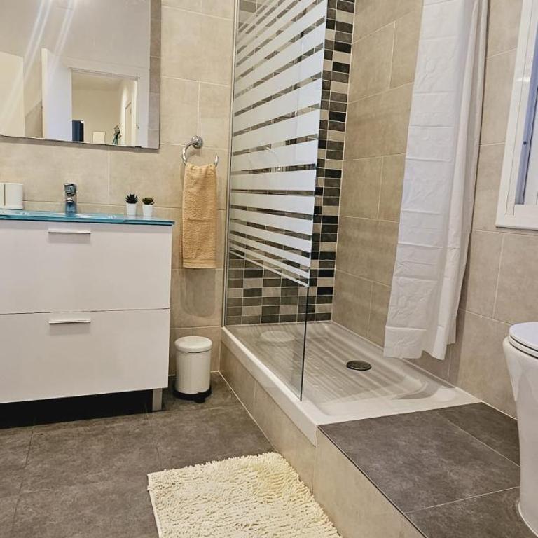 Premium refurbished apartment in Barcelona city center - Two-Bedroom Apartment - 16
