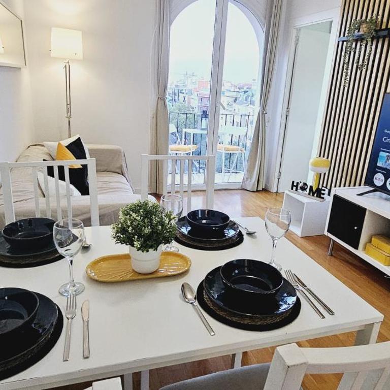 Premium refurbished apartment in Barcelona city center - Two-Bedroom Apartment - 6