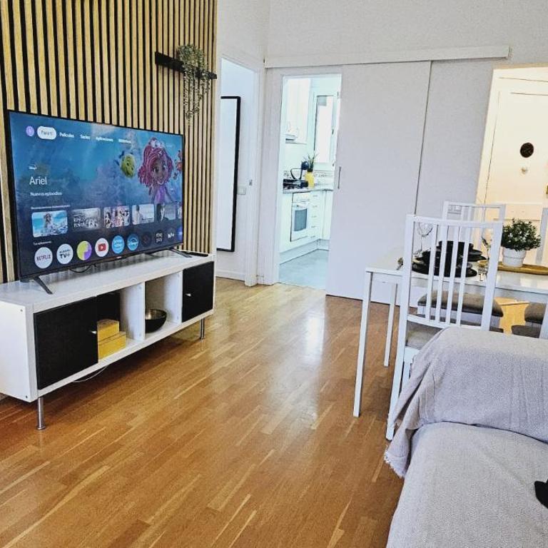 Premium refurbished apartment in Barcelona city center - Two-Bedroom Apartment - 9