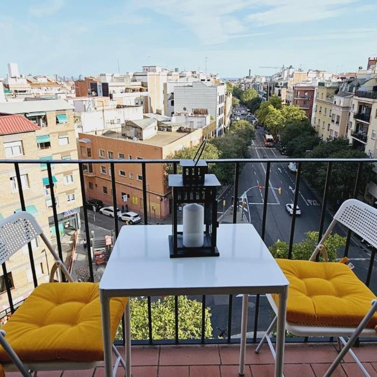 Premium refurbished apartment in Barcelona city center - Two-Bedroom Apartment - 7