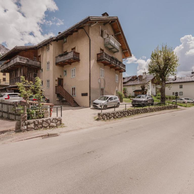 Ca' Alpini - Mountain View Terrace & Parking - Appartamento con 1 Camera da Letto, Balcone e Vista Montagna - 12