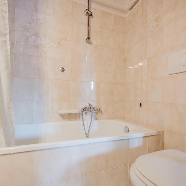 Ca' Alpini - Mountain View Terrace & Parking - Appartamento con 1 Camera da Letto, Balcone e Vista Montagna - 14