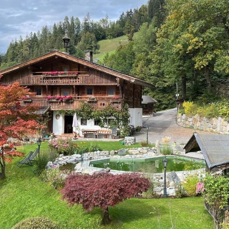 Bergchalet Klausner Edelweiß - Ferienhaus - 1