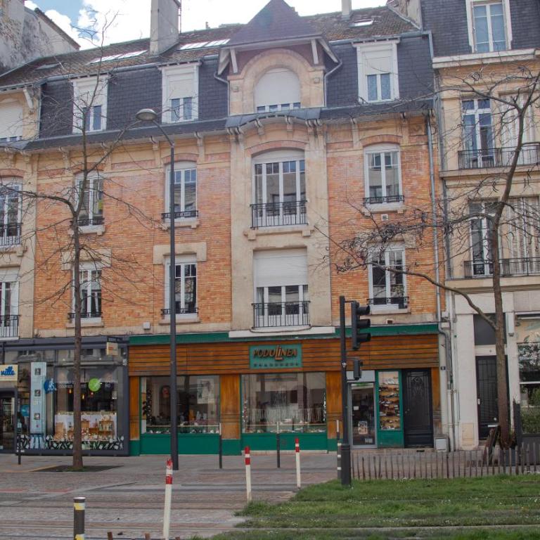 Appartement au pied de la Cathédrale - Reims Centre - Apartment mit 2 Schlafzimmern - 5