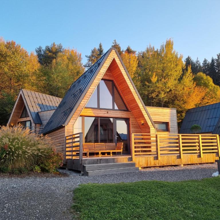 Mountains & Lakes - Chaletdorf & Appartements - Chalet - 17