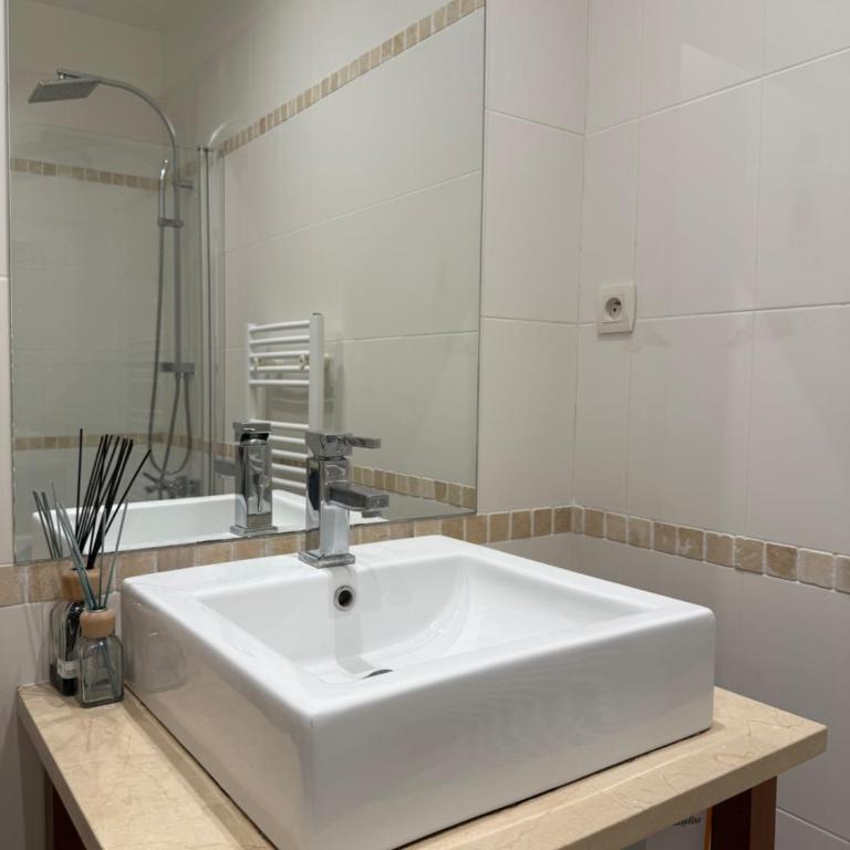 appartement lumineux cosy 4 couchages coeur de narbonne - Apartamento - 36