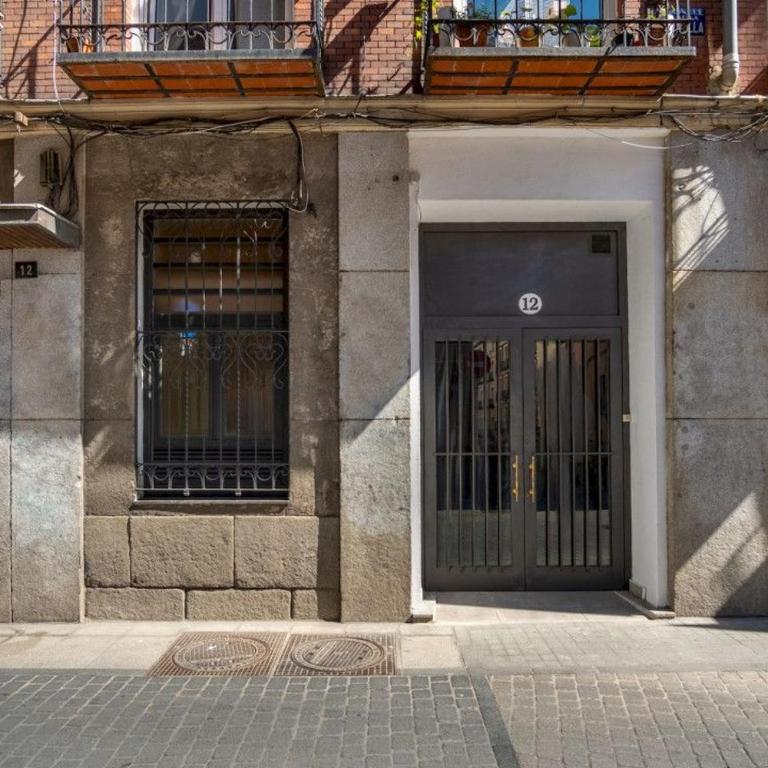 Cozy and Vintage-2Bedrooms 1.5Bathrooms-Malasaña - Two-Bedroom Apartment - 19