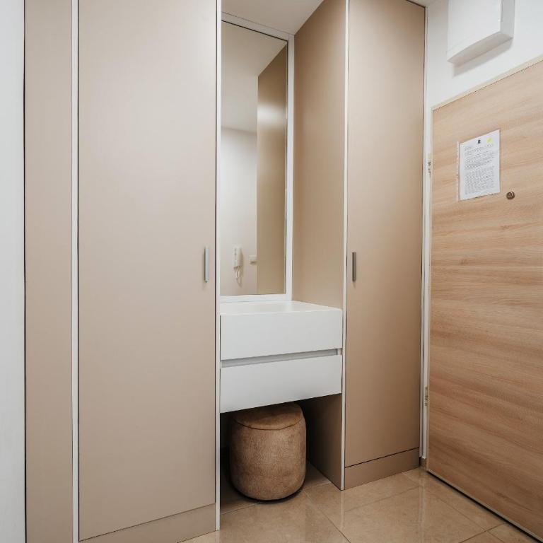 Status-M Apartments 153 - One-Bedroom Apartment - 19