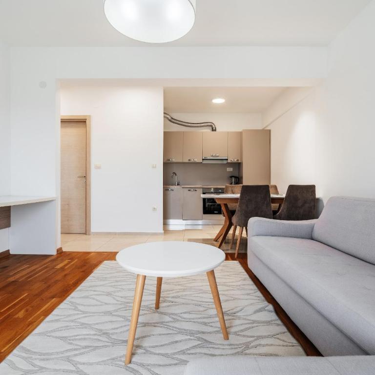 Status-M Apartments 153 - One-Bedroom Apartment - 11